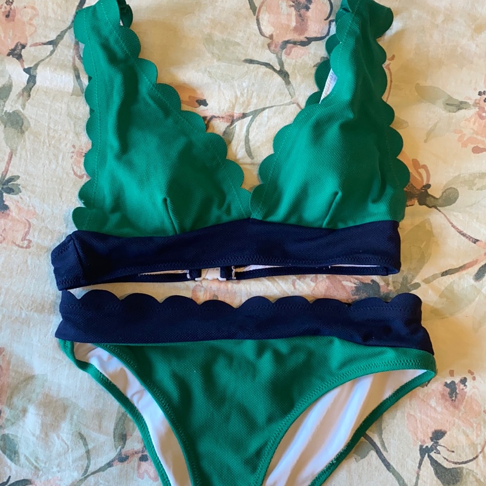 NWOT Cupshe High-waited Colorblock Swimsuit